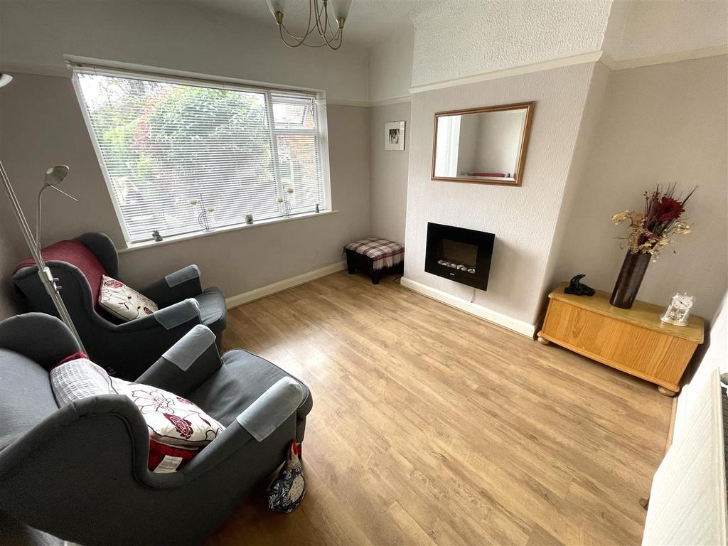 Trent Avenue, Bowring Park, Liverpool 3 bed semidetached house £185,000