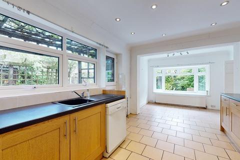 1 Greenhill Gardens, Minster, Ramsgate, CT12 4EW