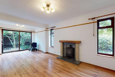 1 Greenhill Gardens, Minster, Ramsgate, CT12 4EW