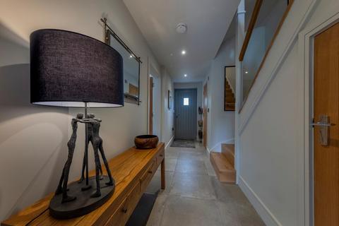 3 bedroom mews for sale - Church Farm Mews, Chester Road, Acton