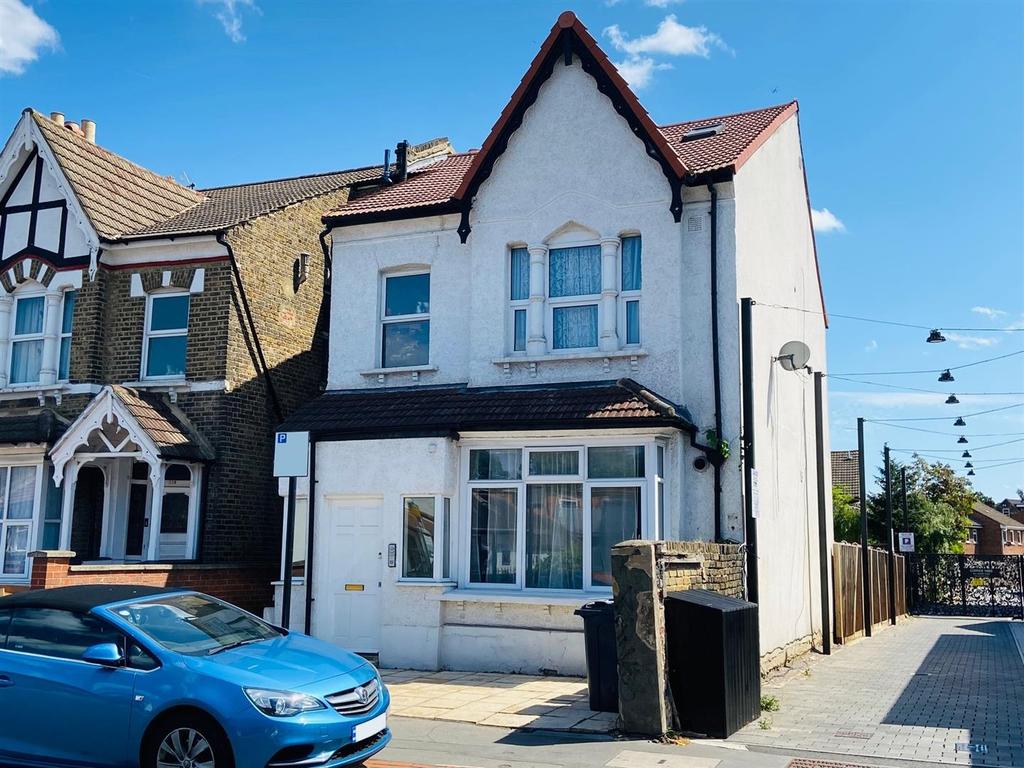 Whitehorse Road, Croydon 1 bed flat £210,000