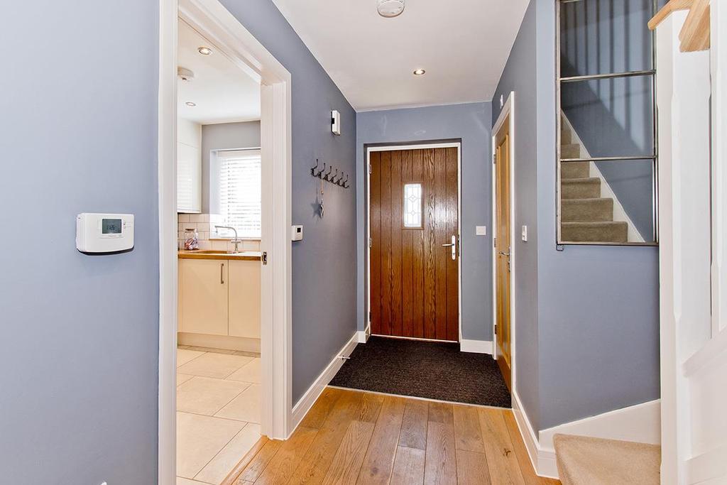 Nassau Drive, Crowborough 2 bed house £370,000