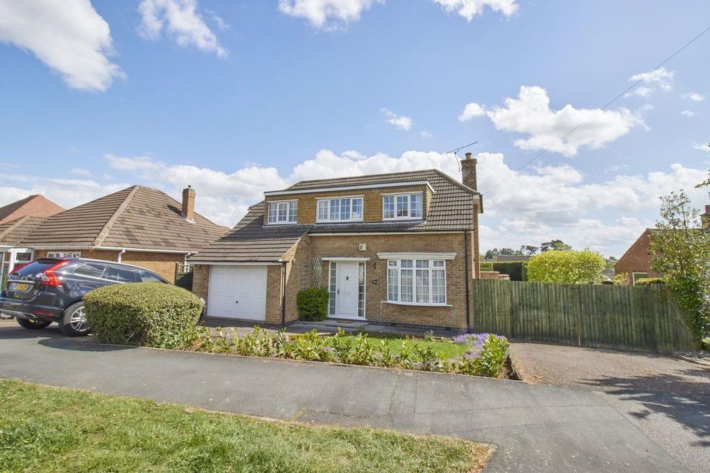 Forresters Road, Burbage 3 bed detached house £1,250 pcm (£288 pw)