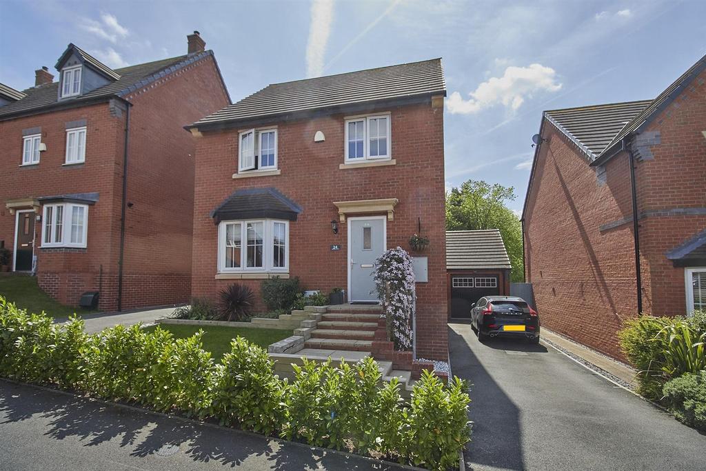 Cardinal Drive, Burbage 4 bed detached house £385,000