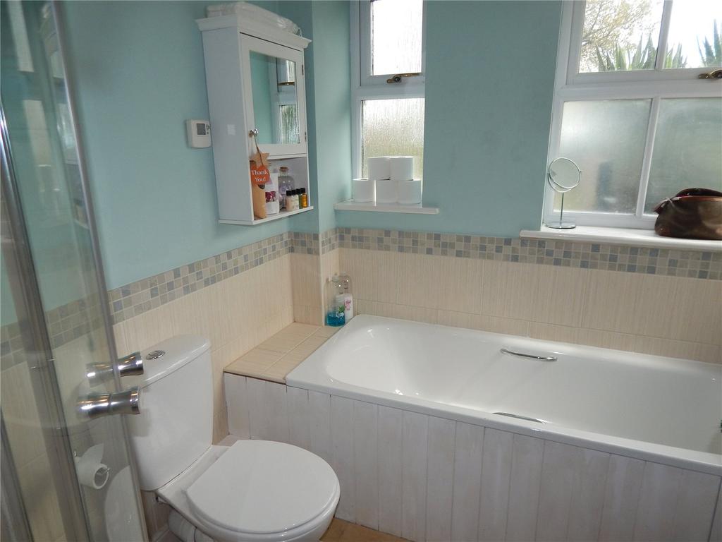 Flat Bathroom