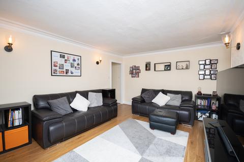 39 Commissioner Street, Crieff, PH7 3AY