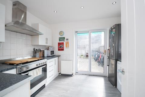 39 Commissioner Street, Crieff, PH7 3AY