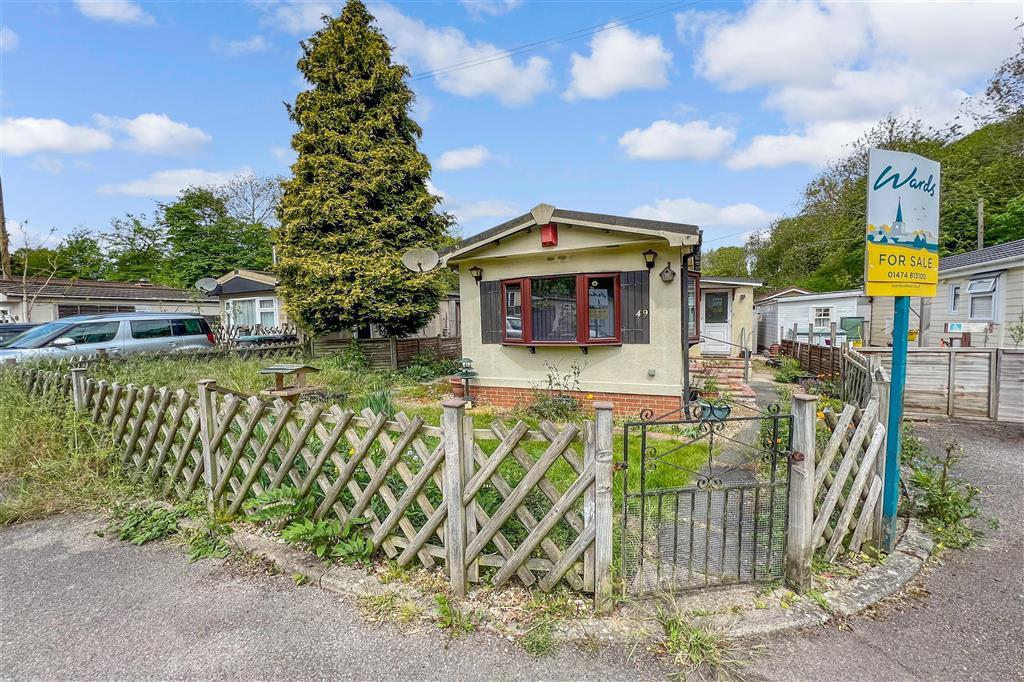 Harvel Road, Meopham, Kent 2 bed park home for sale £130,000