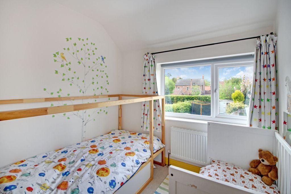 Bedroom 2 (Double)