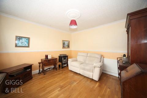 141 Bishopscote Road, Luton, LU3 1PD