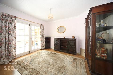 141 Bishopscote Road, Luton, LU3 1PD