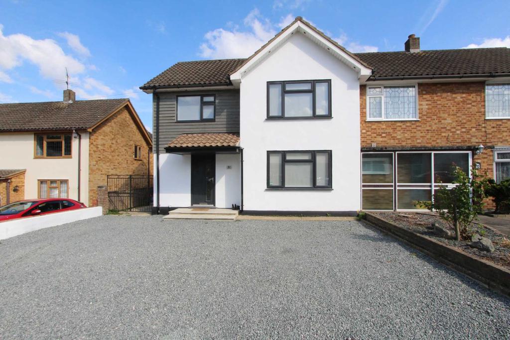 Sandown Road, Thundersley 3 bed semidetached house £475,000