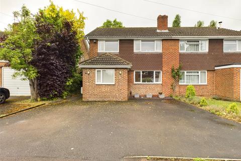 90 Brookfield Road, Hucclecote, Gloucester, GL3 3HJ