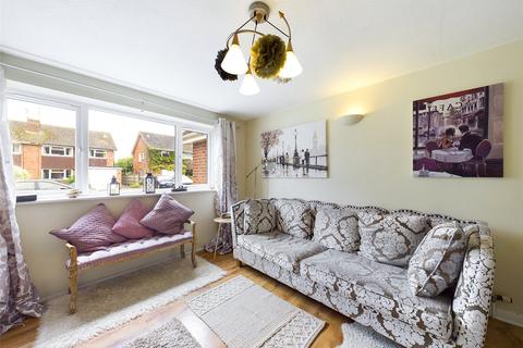 90 Brookfield Road, Hucclecote, Gloucester, GL3 3HJ