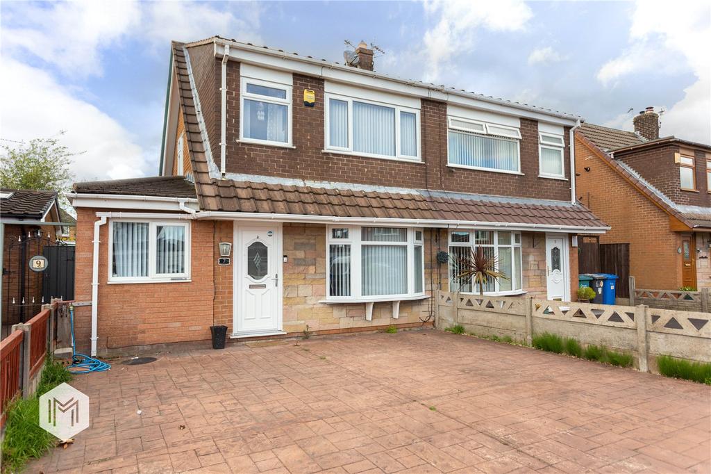 Sunningdale Close, Burtonwood... 3 bed semidetached house £240,000