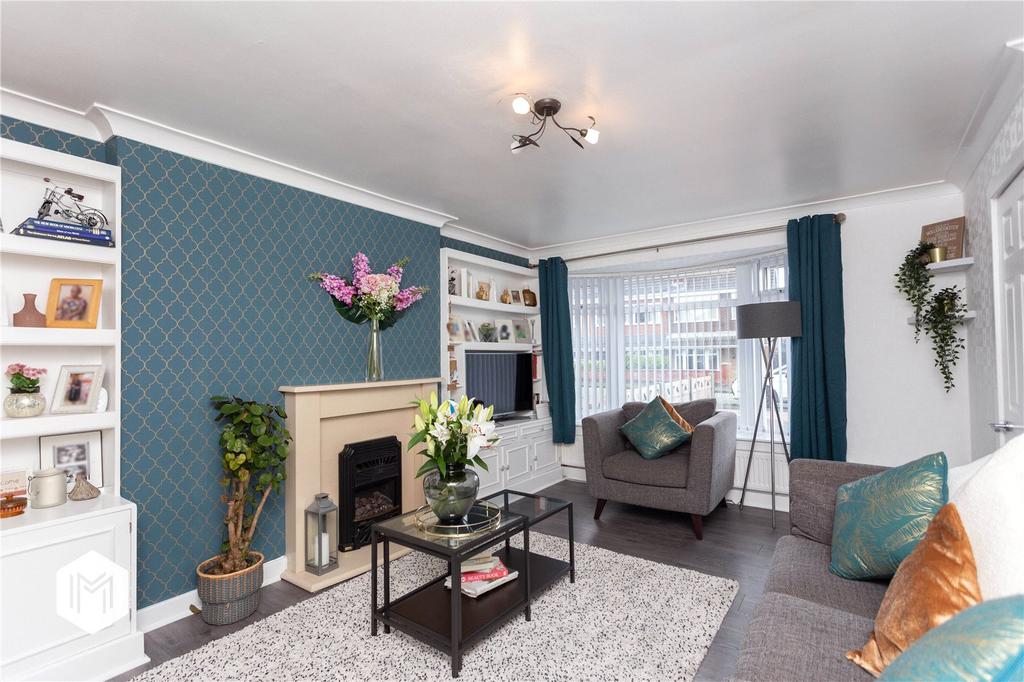 Sunningdale Close, Burtonwood... 3 bed semidetached house £240,000