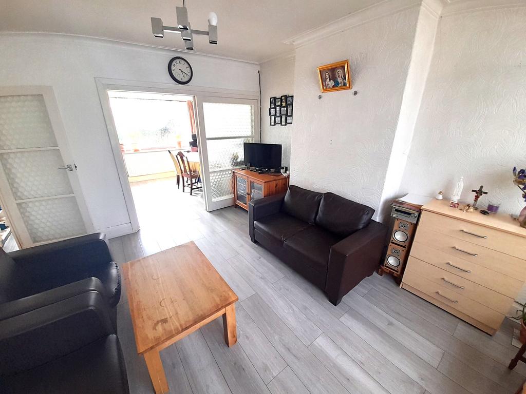 Woodstock Gardens, Hayes, Greater... 2 bed terraced house £1,500 pcm