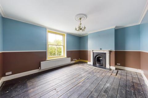 5 Fairwater Park, Gloucester, GL4 3HF