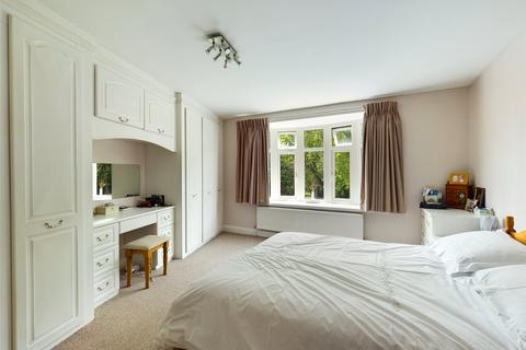 5 bedroom detached house for sale - Ashview Gardens, Ashford, Surrey, TW15
