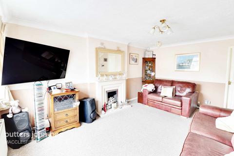 3 bedroom terraced house for sale - Hardwick Drive, Macclesfield
