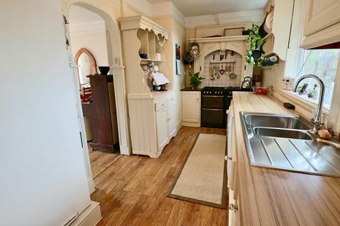 67 Abbey Road, West Bridgford, Nottingham, NG2 5NE
