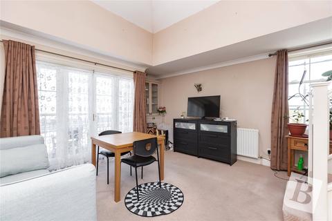 3 bedroom apartment for sale - Commercial Place, Gravesend, Kent, DA12