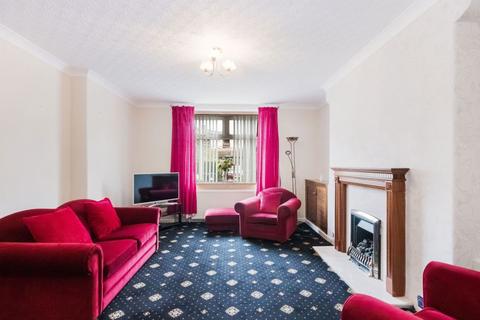 2 bedroom flat for sale - 27 Chesser Crescent, Edinburgh, EH14 1SB