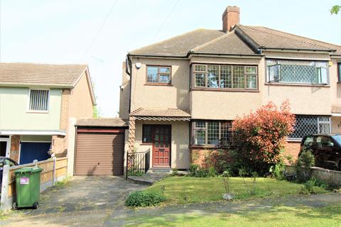 44 River Drive, Upminster, RM14 1AS