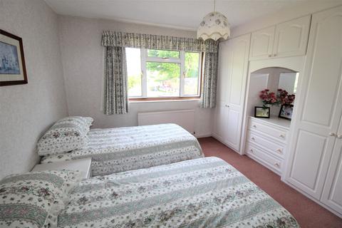 44 River Drive, Upminster, RM14 1AS