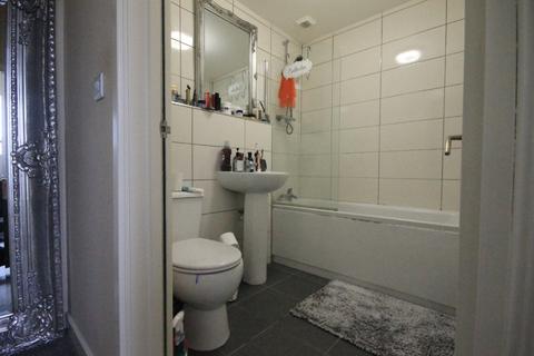 2 bedroom flat to rent - 1 High Greave Court, Sheffield, S5