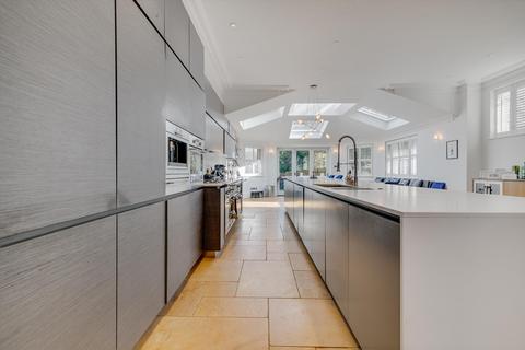 7 bedroom semi-detached house for sale, Lyford Road, London, SW18