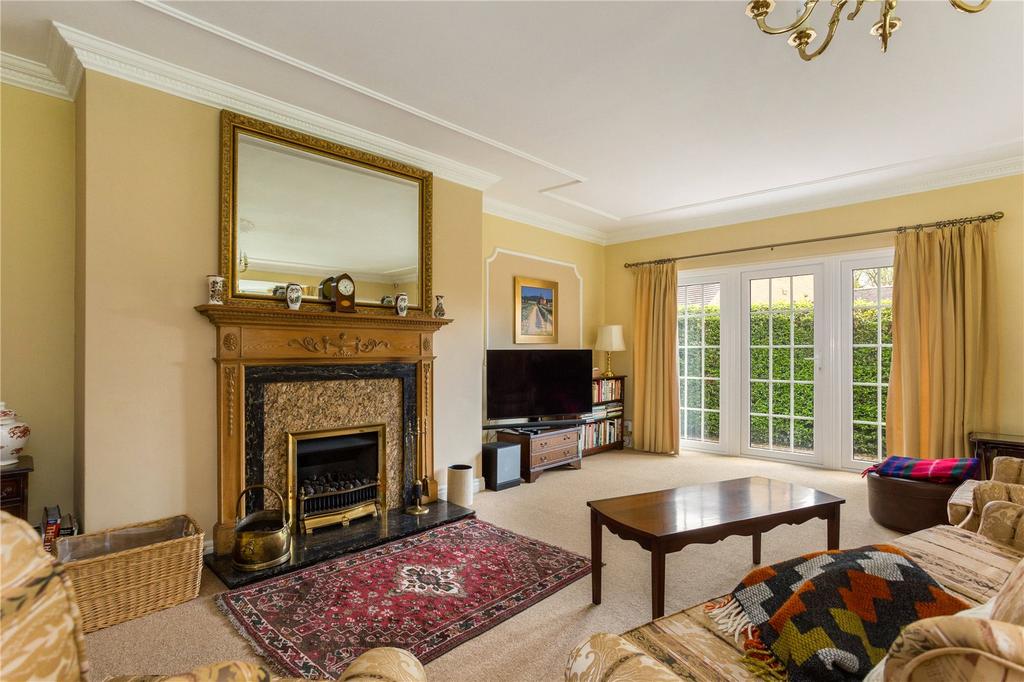 Lounge Area
