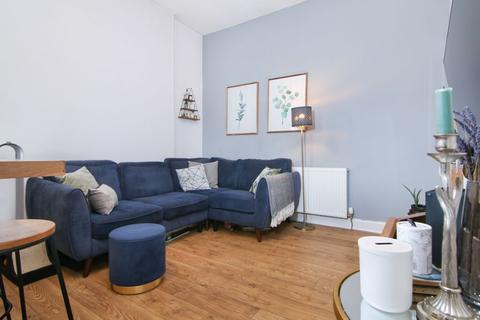 2 bedroom flat for sale - 4/12 Ardmillan Terrace, Edinburgh, EH11 2JN
