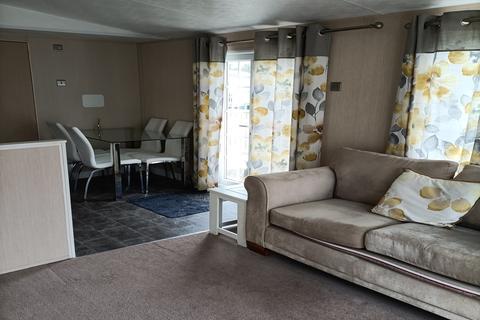 2 bedroom static caravan for sale - Coneysthorpe, North Yorkshire YO60