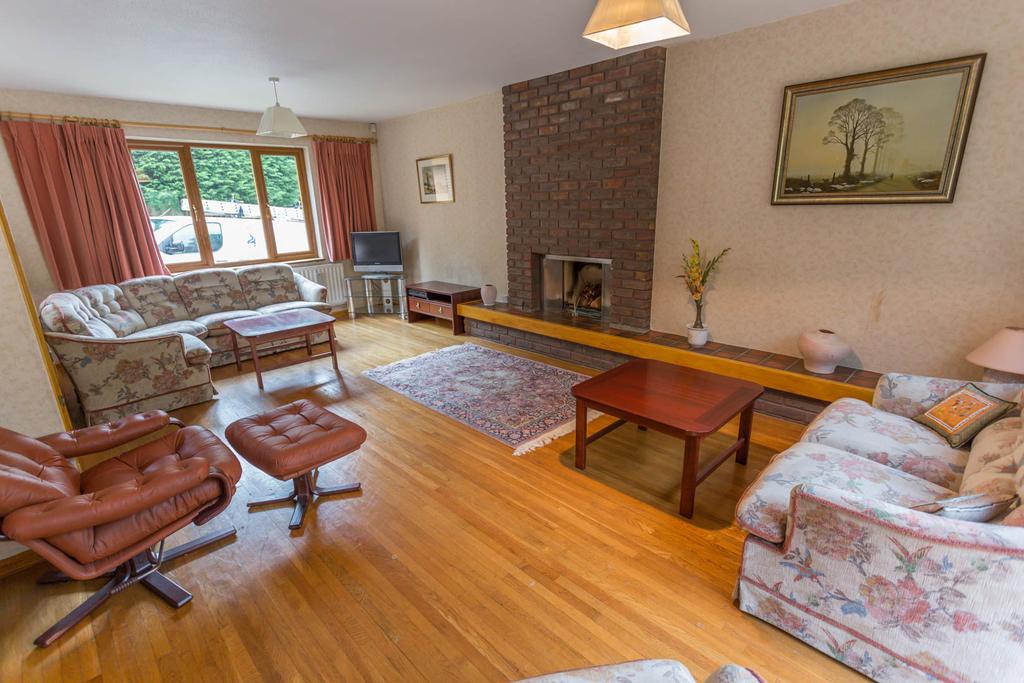 Sitting Room with fireplace