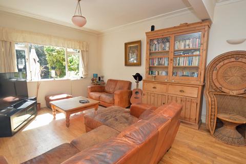 4 bedroom detached house for sale - Linwood Road, Bournemouth, BH9