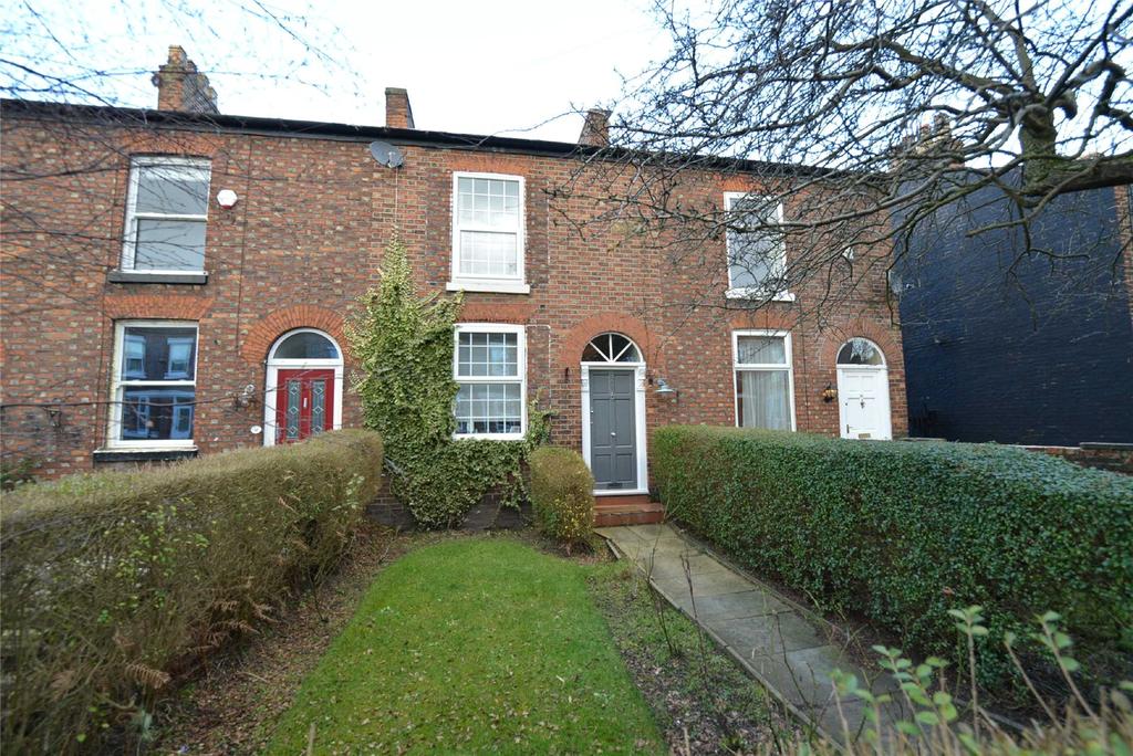 Urmston Lane Stretford M32 2 bed terraced house £1,075 pcm (£248 pw)