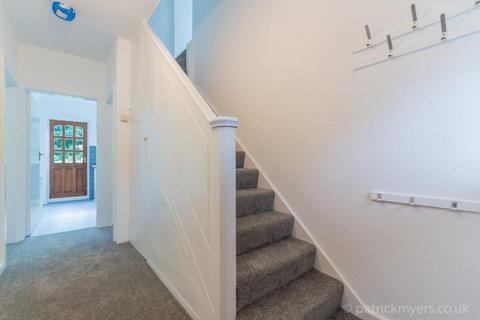 4 bedroom semi-detached house to rent - Forsyte Crescent, Crystal Palace