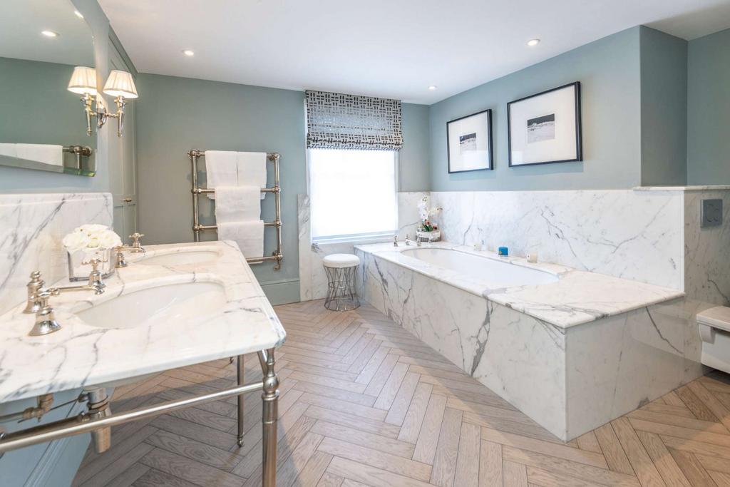 Principal Ensuite