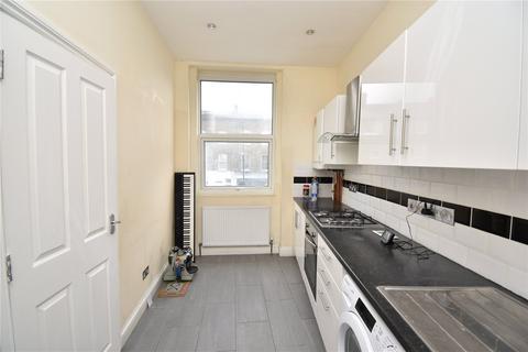 1 bedroom flat to rent, Fonthill Road, Finsbury Park, London. N4