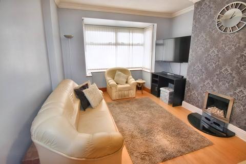 3 bedroom terraced house for sale, Gwendolen Road, Leicester LE5