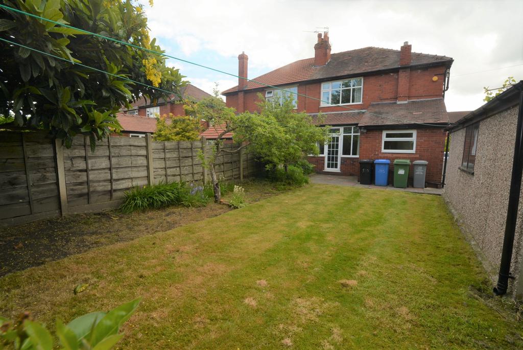Kings Road, Stretford M32 3 bed semidetached house £385,000