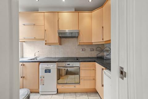 Studio to rent, Arthur Court, Queensway, Bayswater W2