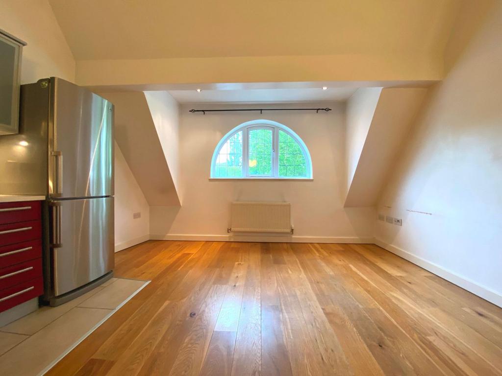 Living / dining / kitchen