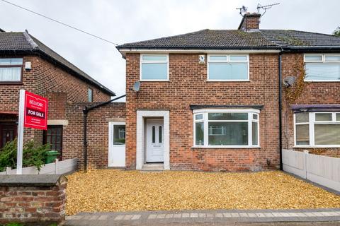 3 bedroom semi-detached house for sale - Belvedere Road, Newton-le-Willows, WA12