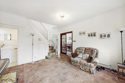 27 Foscote Road, London, NW4 3SE