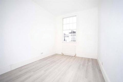 20 Peacock Street, Gravesend, DA12 1EF