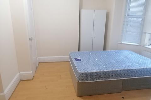 undefined, Chapel Street, Luton