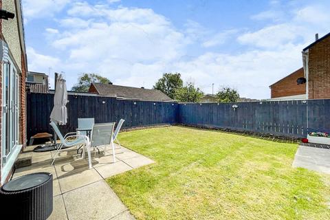 2 Alloway Grove, Hemlington, Middlesbrough, TS8 9HT