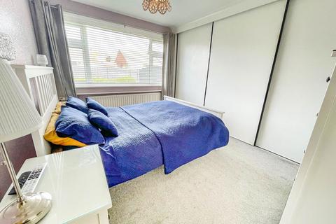 2 Alloway Grove, Hemlington, Middlesbrough, TS8 9HT